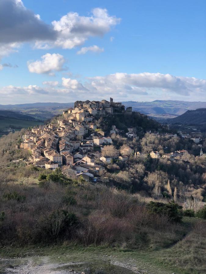 Gite A La Ferme De Verdurette Cordes Sur Ciel Exteriör bild